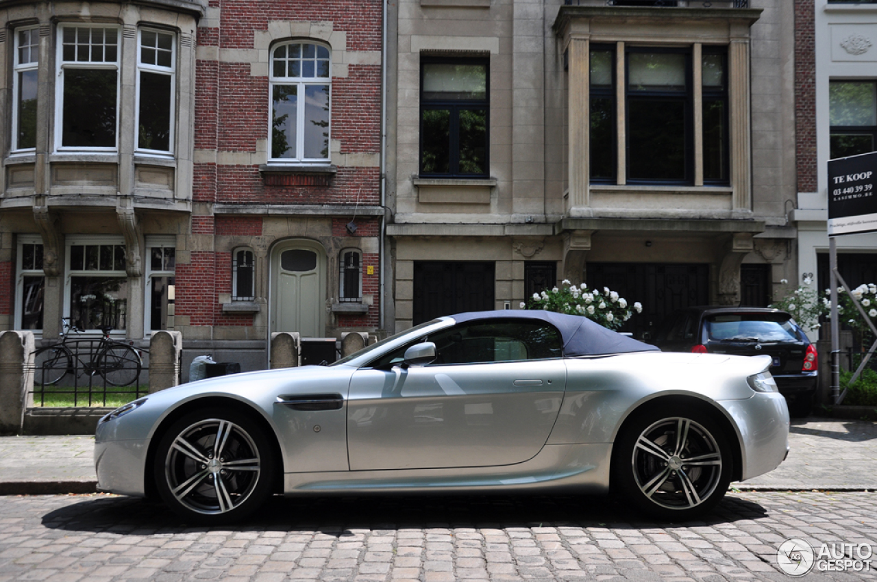 Aston Martin V8 Vantage N400 Roadster