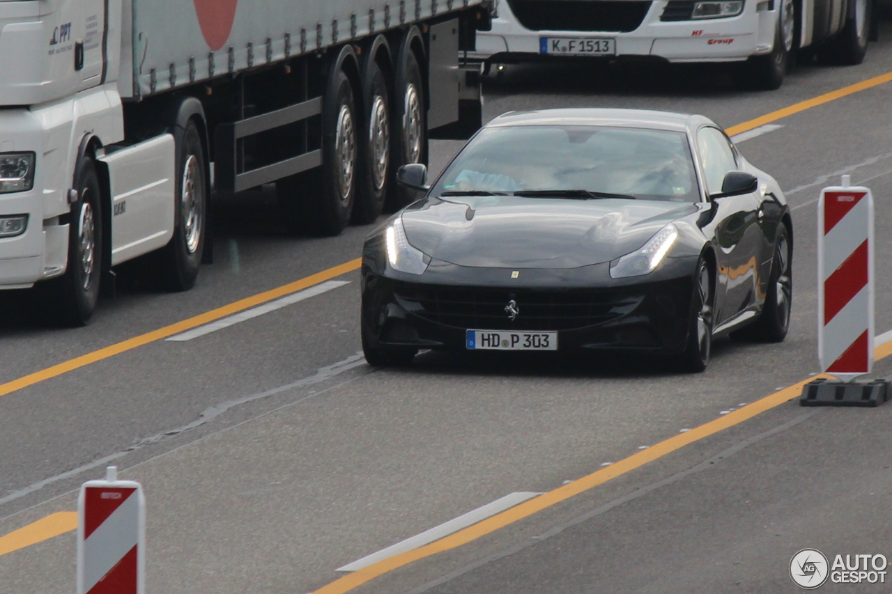 Ferrari FF