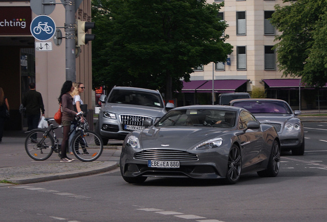 Aston Martin Vanquish 2013