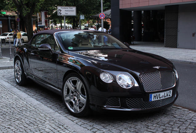 Bentley Continental GTC 2012