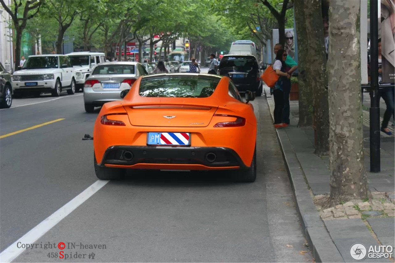 Aston Martin Vanquish 2013