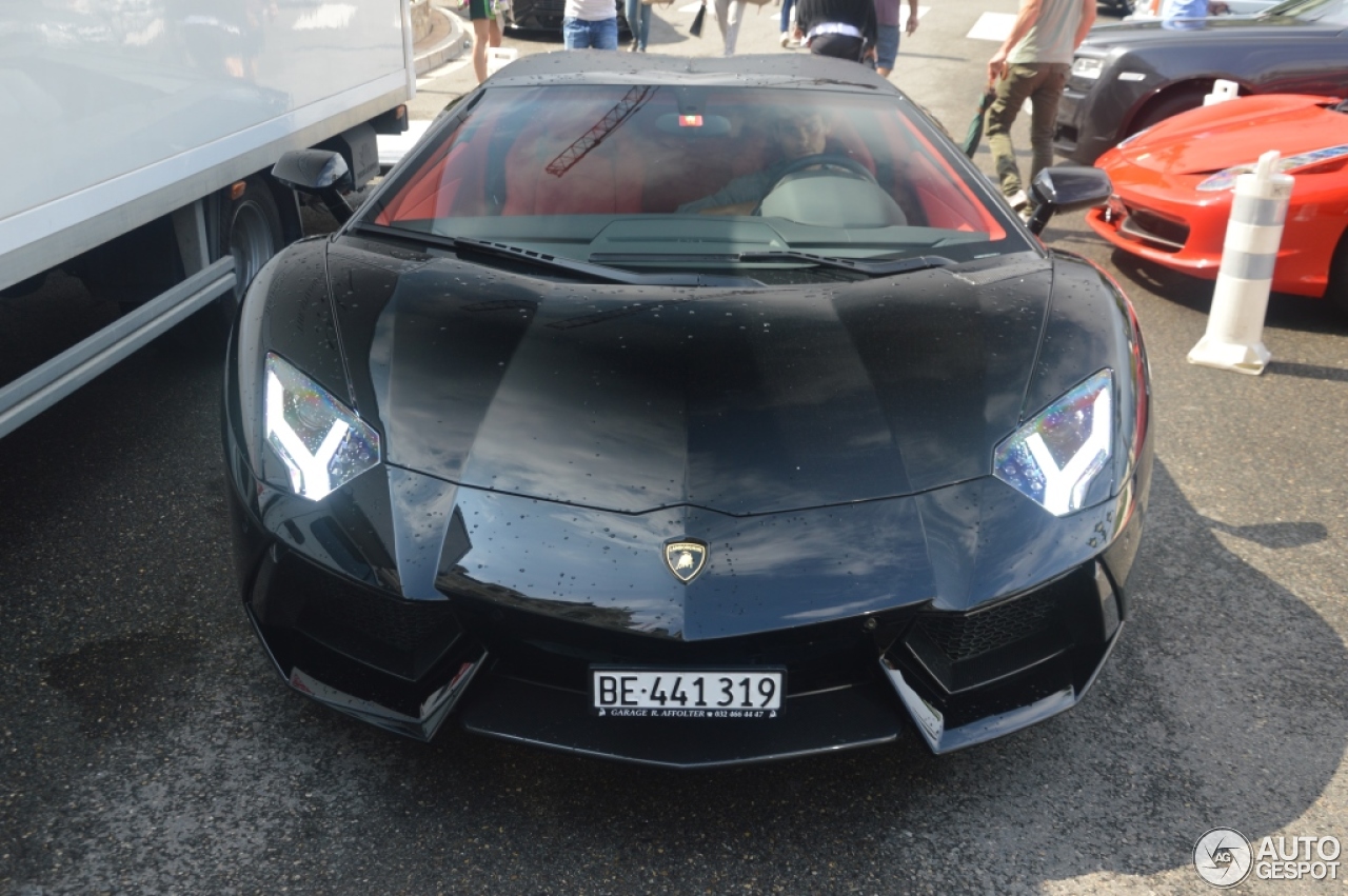 Lamborghini Aventador LP700-4 Roadster