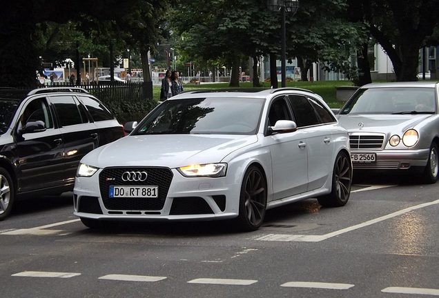 Audi RS4 Avant B8