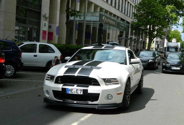 Ford Mustang Shelby GT500 2013