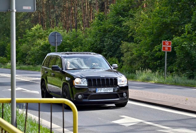 Jeep Grand Cherokee SRT-8 2005