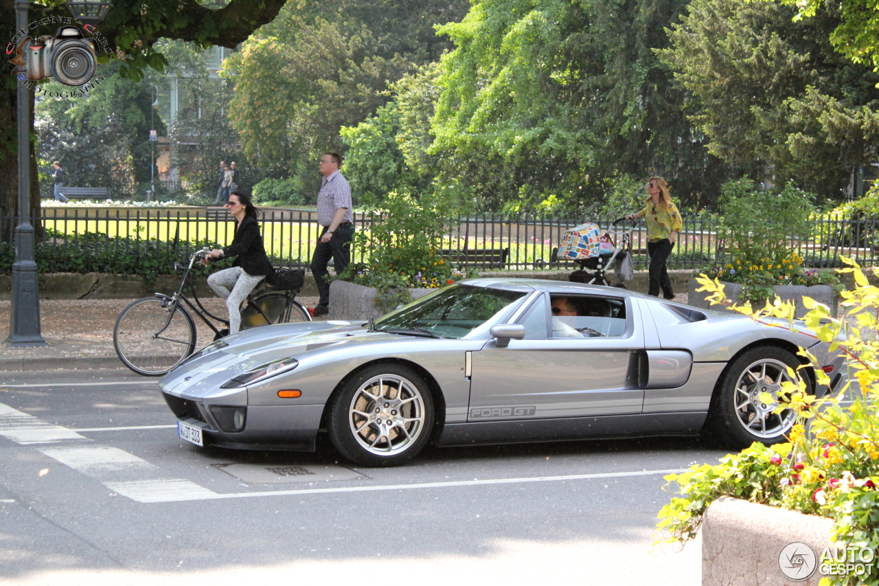 Ford GT