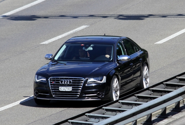 Audi S8 D4