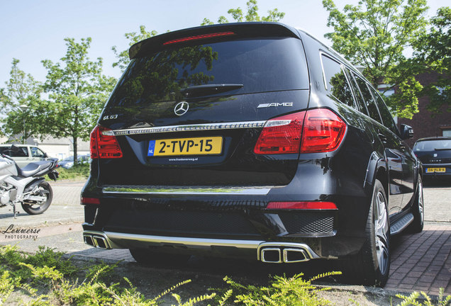 Mercedes-Benz GL 63 AMG X166