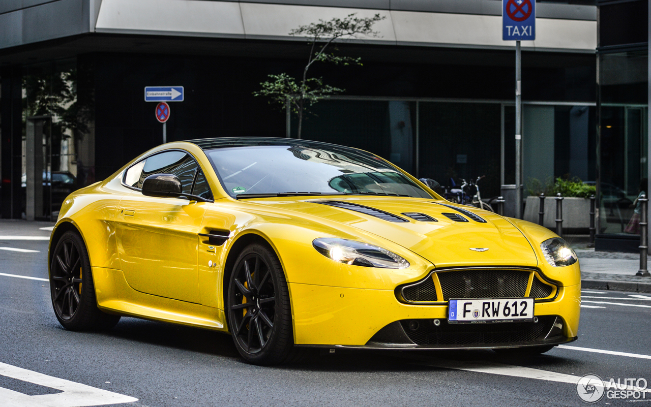 Aston Martin V12 Vantage S