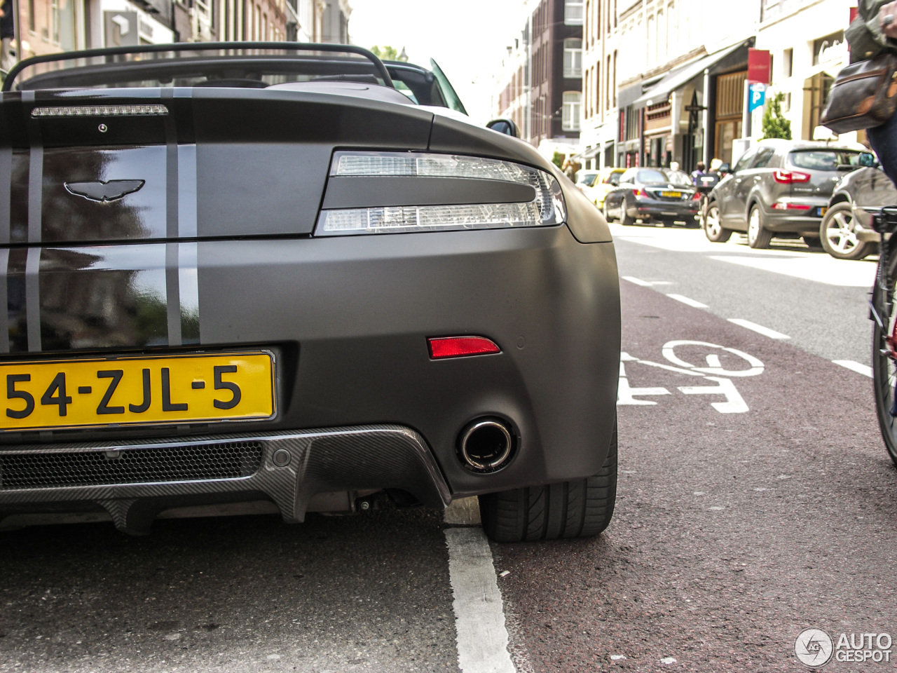 Aston Martin V8 Vantage Roadster