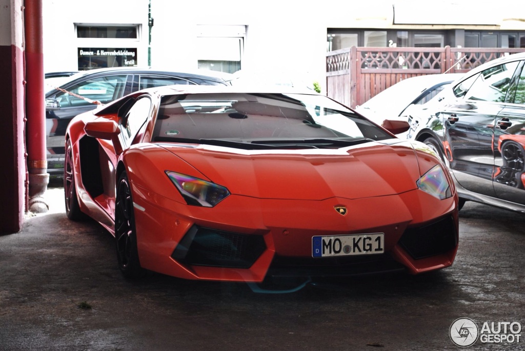 Lamborghini Aventador LP700-4