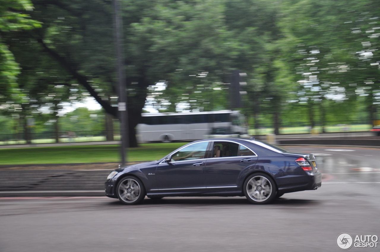 Mercedes-Benz S 63 AMG W221