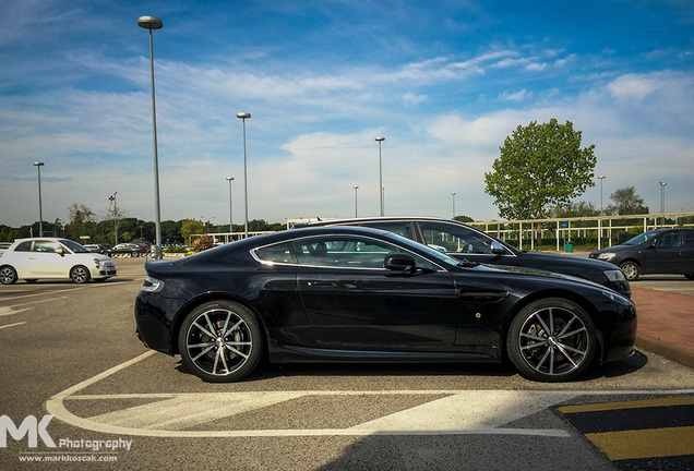 Aston Martin V8 Vantage