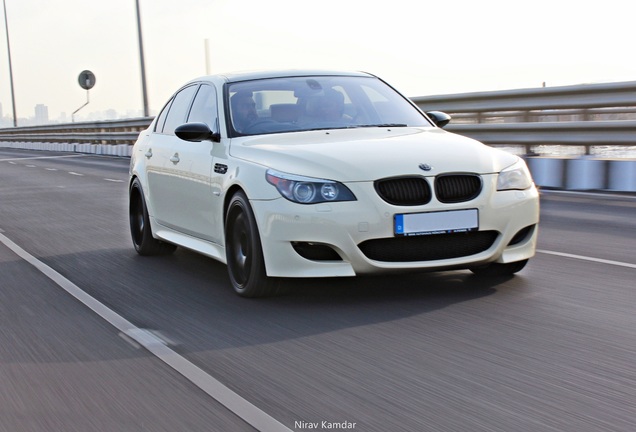 BMW M5 E60 2005