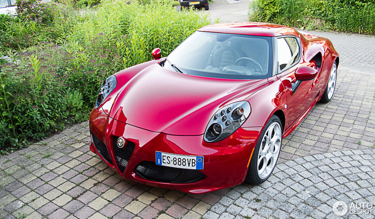 Alfa Romeo 4C Coupé