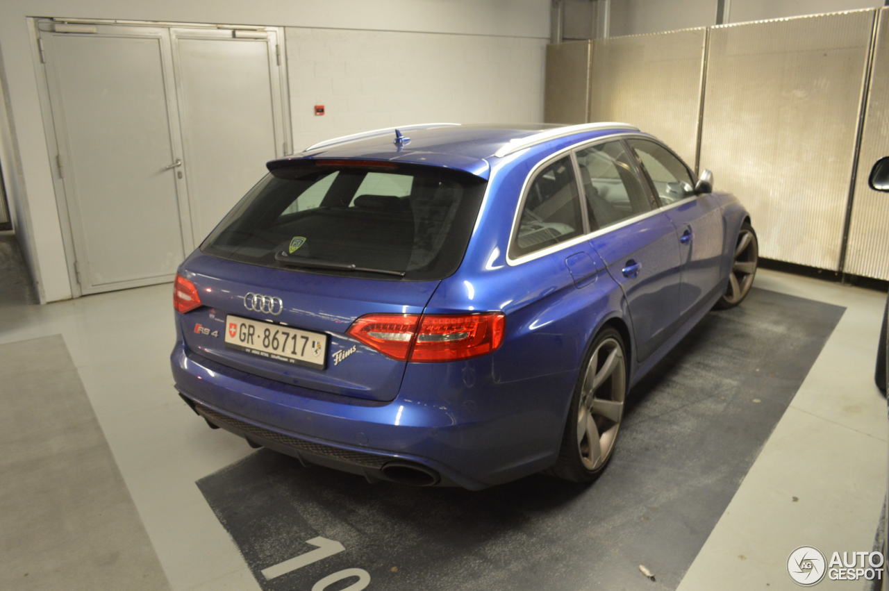 Audi RS4 Avant B8