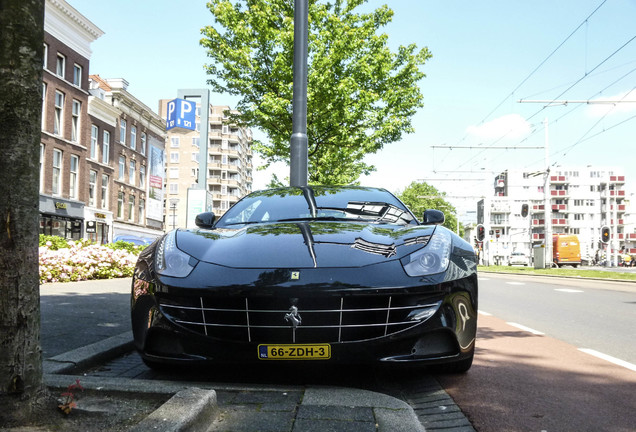 Ferrari FF