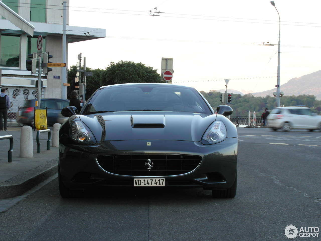 Ferrari California