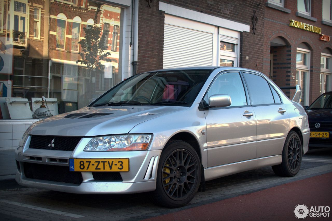 Mitsubishi Lancer Evolution VII MR