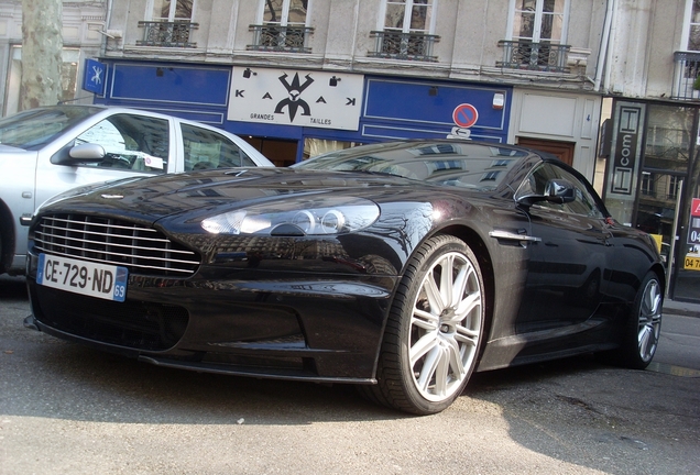 Aston Martin DBS Volante