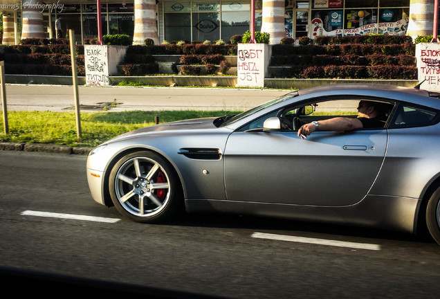 Aston Martin V8 Vantage