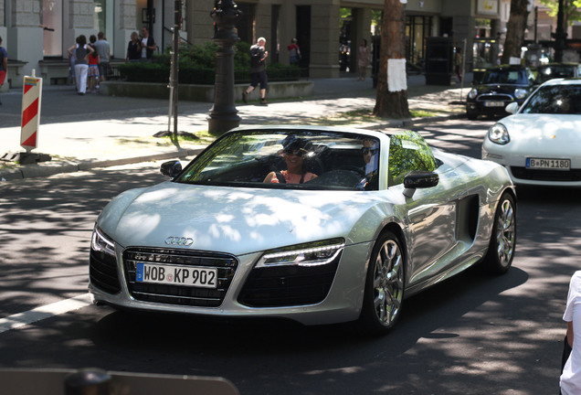 Audi R8 V10 Spyder 2013