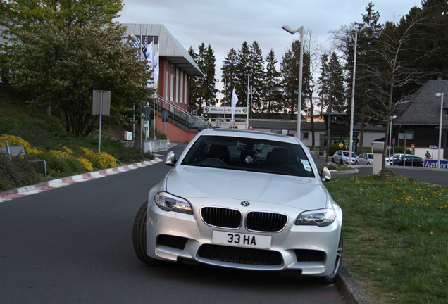 BMW M5 F10 2011