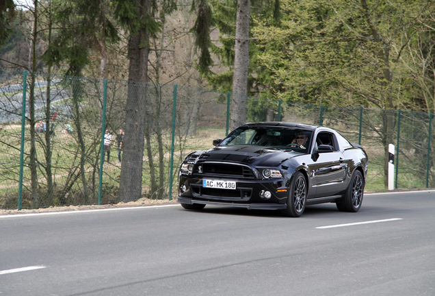 Ford Mustang Shelby GT500 2013