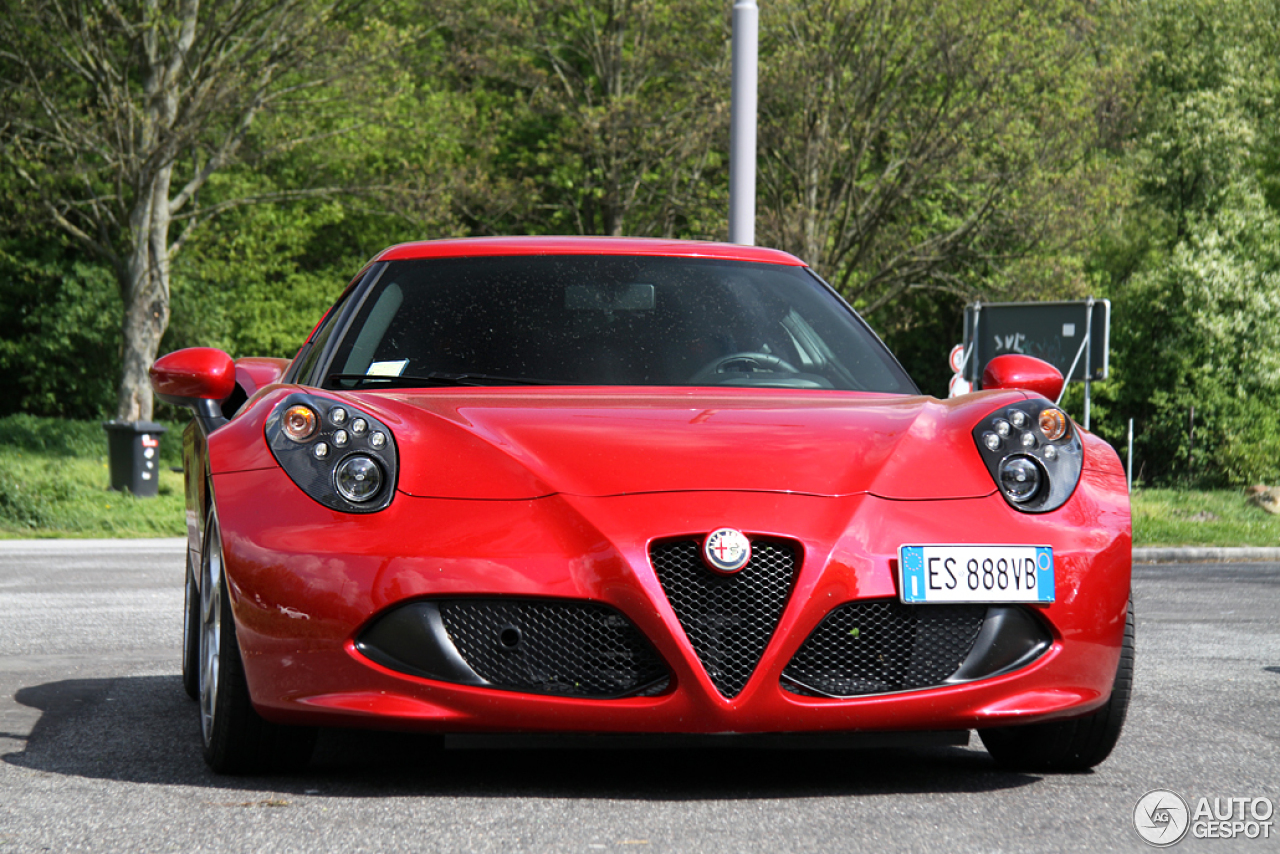 Alfa Romeo 4C Coupé