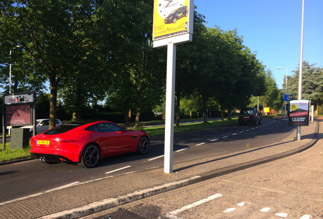 Jaguar F-TYPE S Coupé