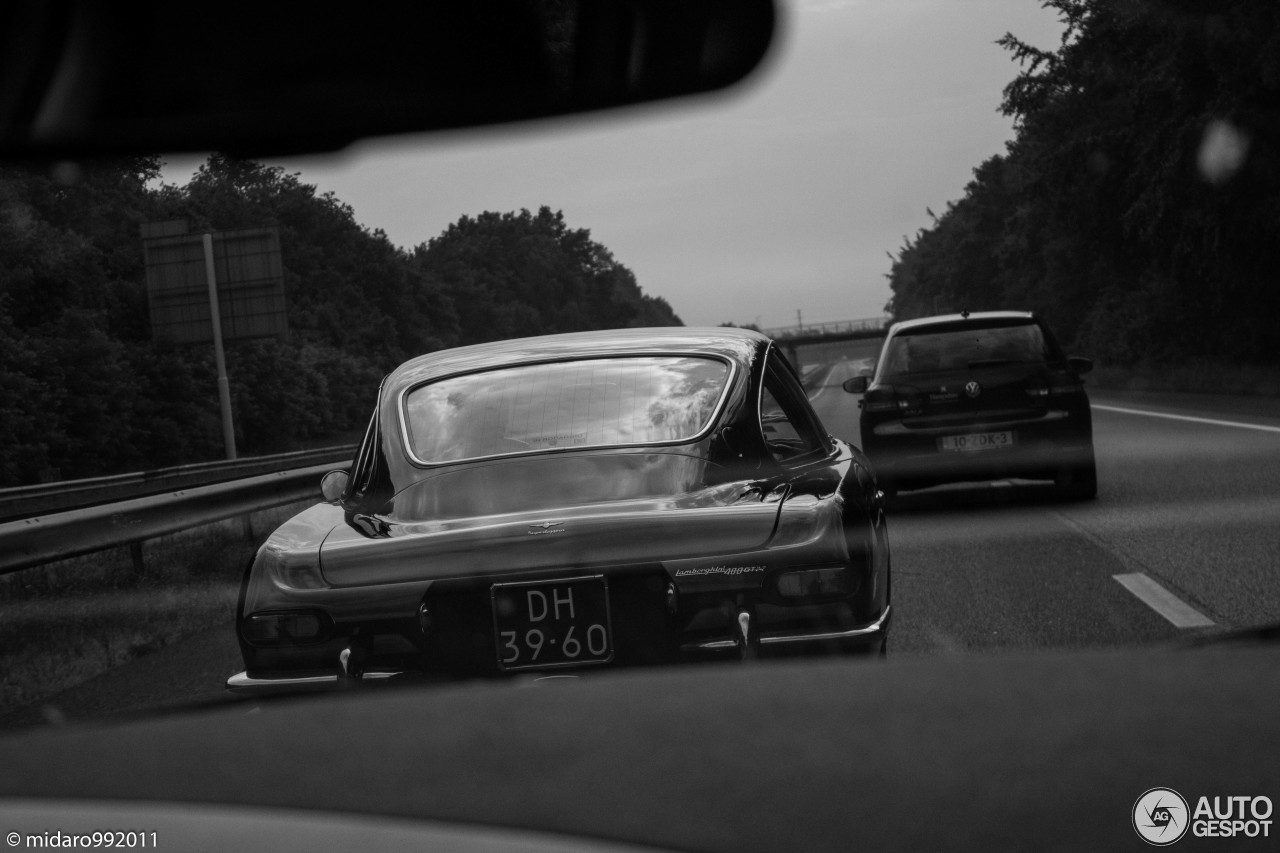 Lamborghini 400 GT 2+2