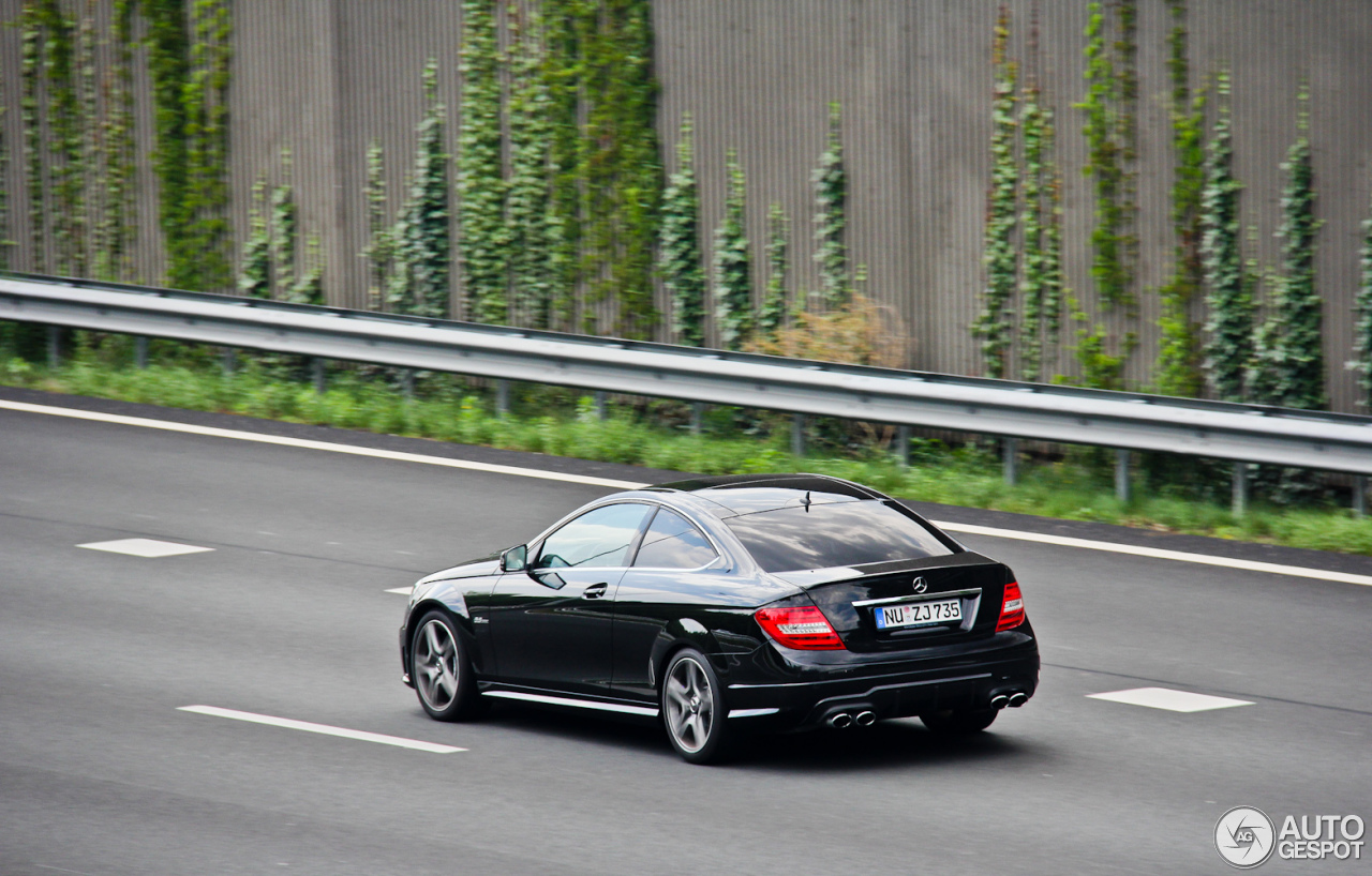 Mercedes-Benz C 63 AMG Coupé