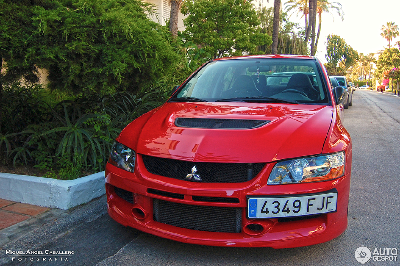 Mitsubishi Lancer Evolution IX