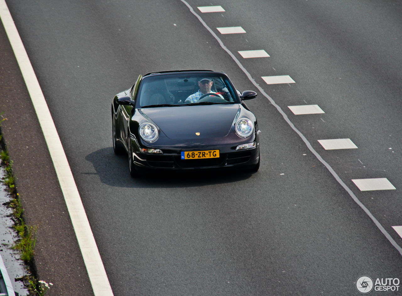 Porsche 997 Carrera 4S Cabriolet MkI