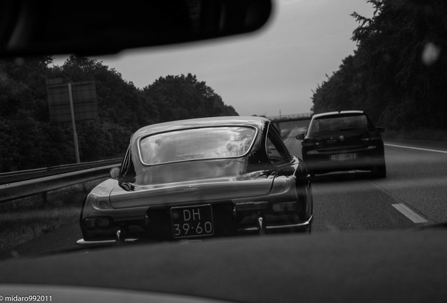 Lamborghini 400 GT 2+2