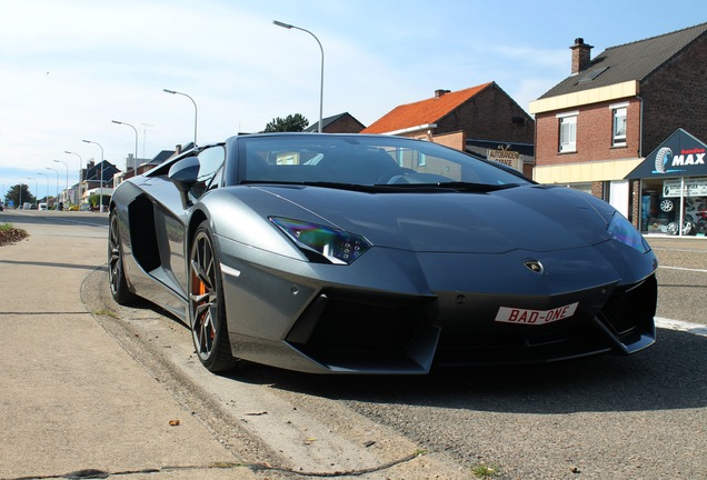 Lamborghini Aventador LP700-4 Roadster