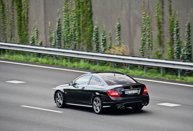 Mercedes-Benz C 63 AMG Coupé