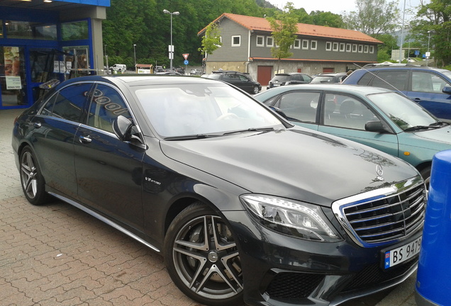 Mercedes-Benz S 63 AMG V222