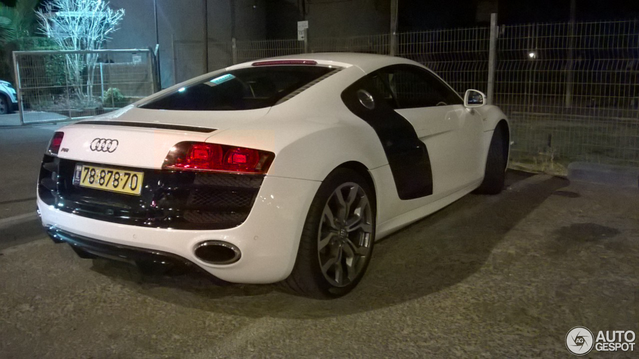 Audi R8 V10