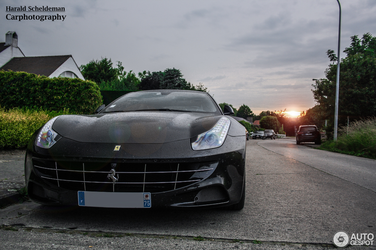 Ferrari FF