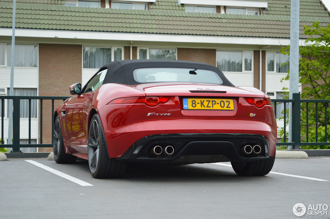 Jaguar F-TYPE S V8 Convertible