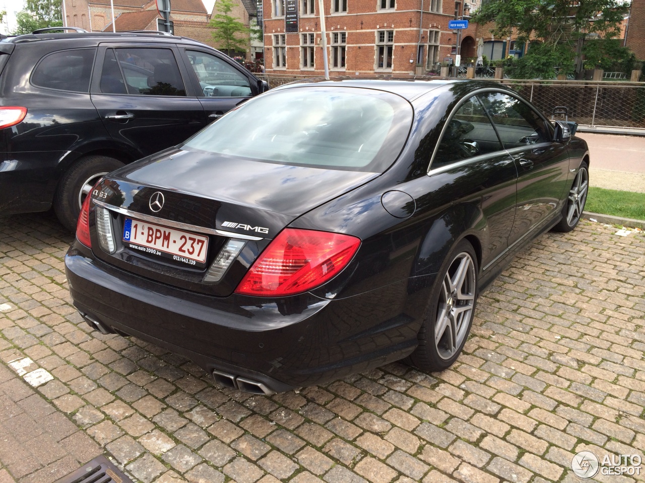 Mercedes-Benz CL 63 AMG C216 2011