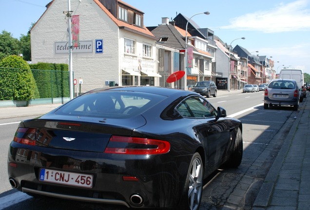 Aston Martin V8 Vantage