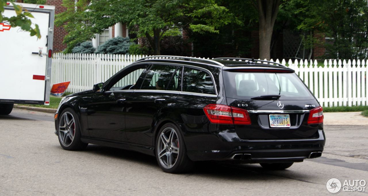 Mercedes-Benz E 63 AMG S212 V8 Biturbo