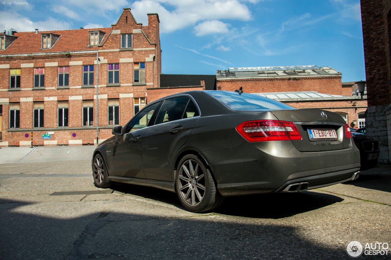 Mercedes-Benz E 63 AMG W212 V8 Biturbo