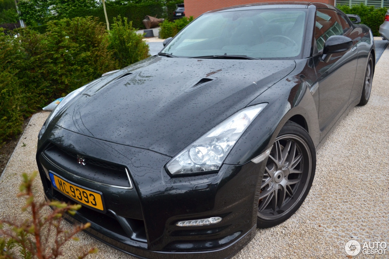 Nissan GT-R 2011