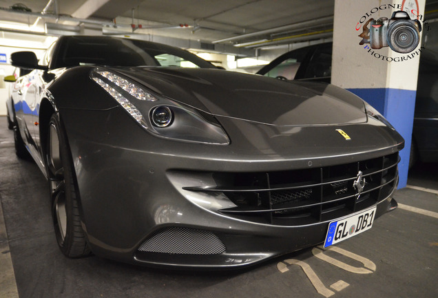 Ferrari FF