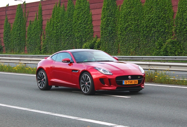 Jaguar F-TYPE S Coupé