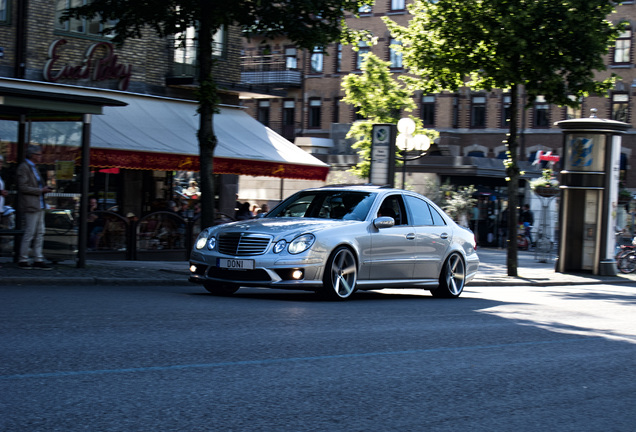 Mercedes-Benz E 55 AMG