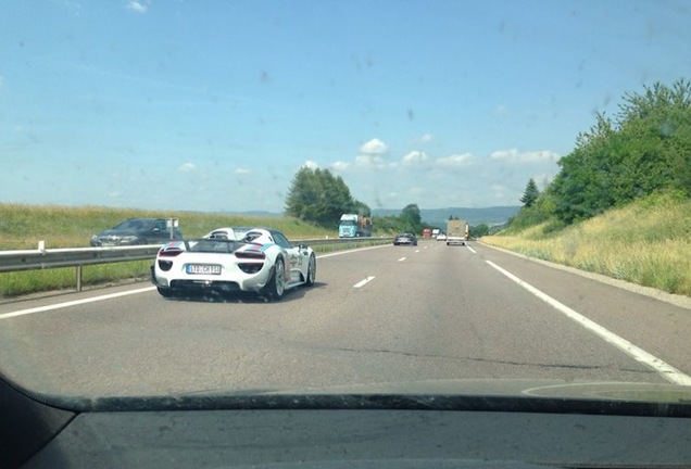 Porsche 918 Spyder Weissach Package